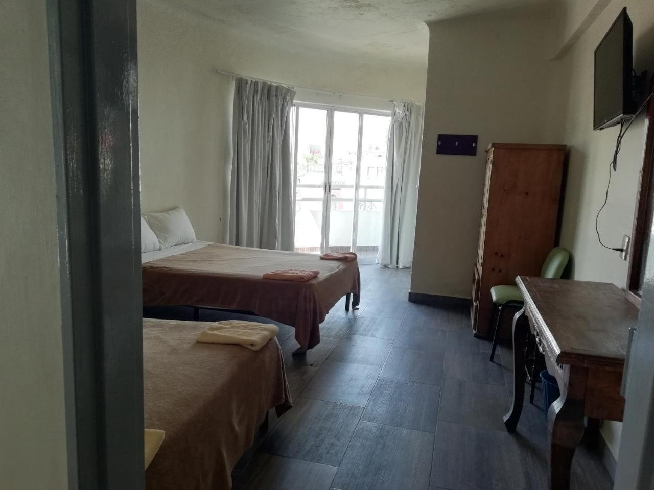 מלון גואדלחארה Nueva York מראה חיצוני תמונה